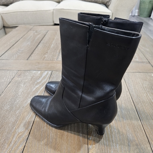 Isotoner Victoria Mid Calf Boot, Women's Size 7 - Picture 2 of 13
